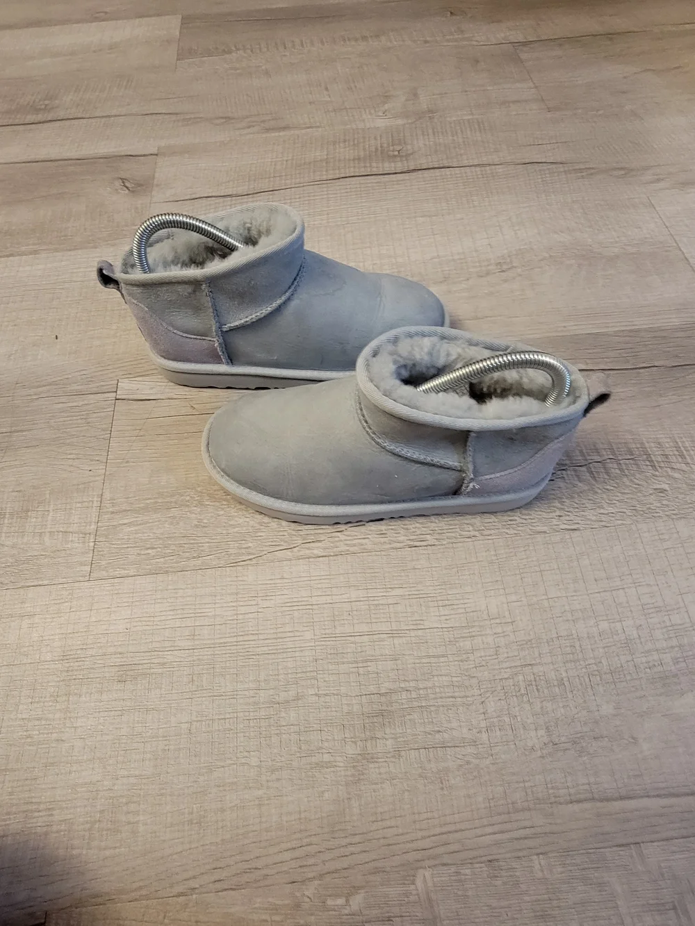 UGG Kids Short Suede Boots in Light Gray